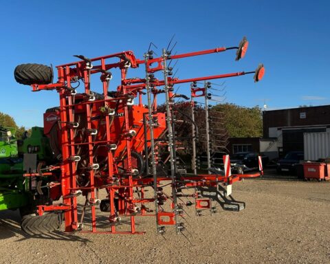 Kuhn Megant 602R