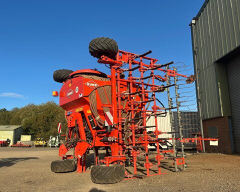 Kuhn Megant 602R