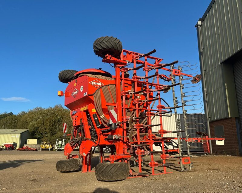 Kuhn Megant 602R