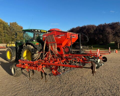 Kuhn Megant 602R