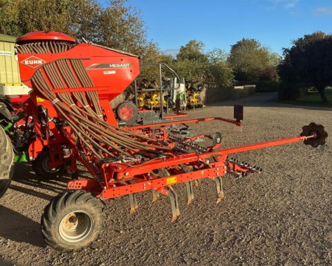 Kuhn Megant 602R