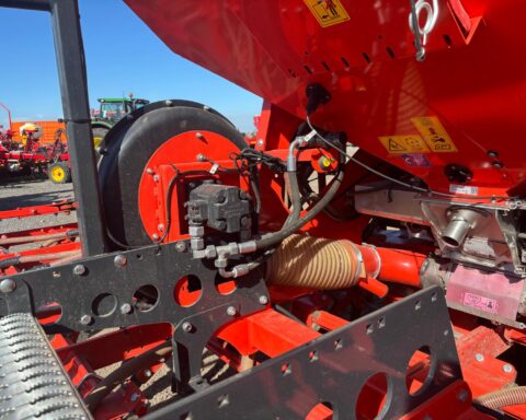 Kuhn Megant 602R