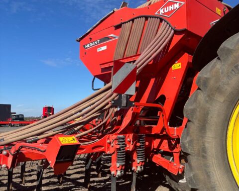 Kuhn Megant 602R