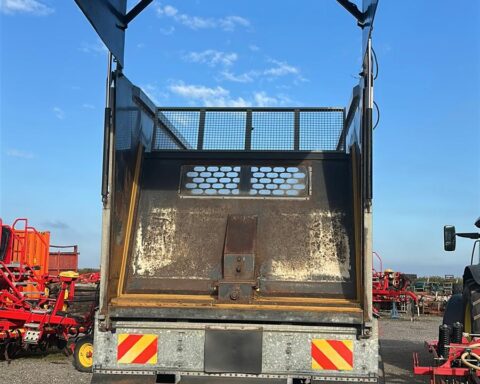 Fliegl  Gigant ASW261
