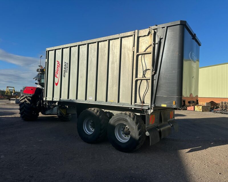 Fliegl  Gigant ASW261