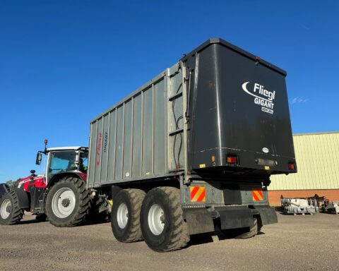 Fliegl  Gigant ASW261