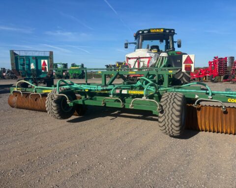 Cousins 9.14m Contour rolls