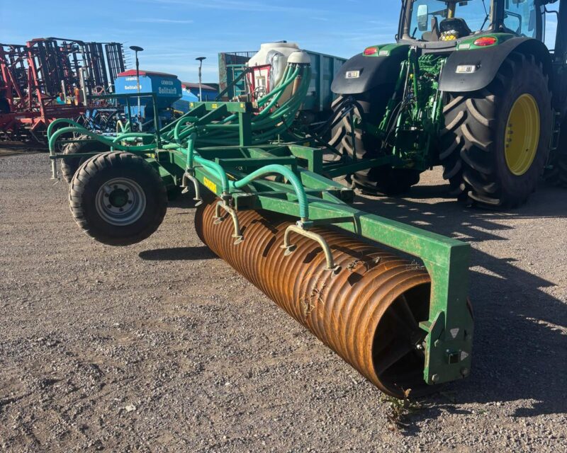 Cousins 9.14m Contour rolls