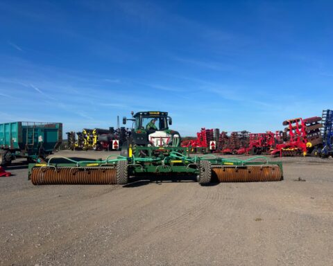 Cousins 9.14m Contour rolls