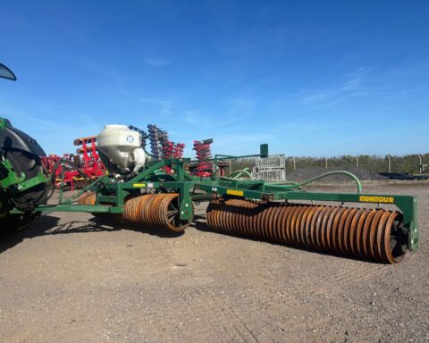 Cousins 9.14m Contour rolls
