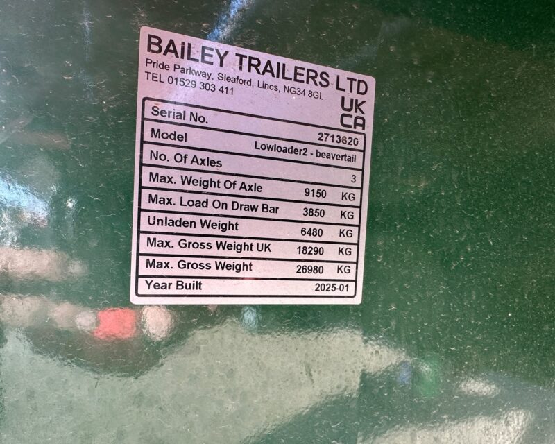 Bailey 20t tri-axle beavertail low-loader