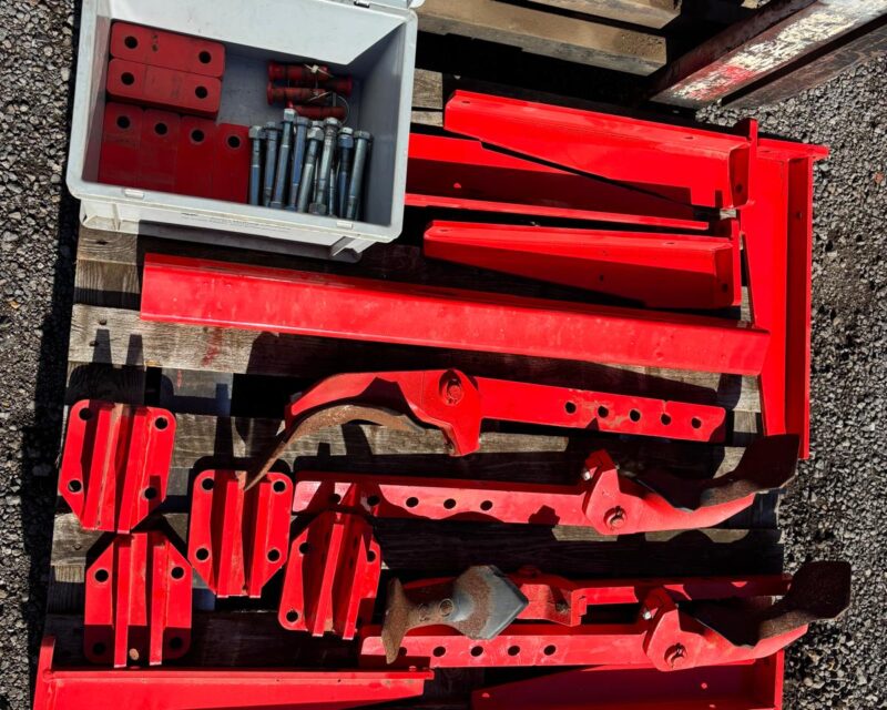 Kuhn 4 tine tractor wheel track eradicator kit