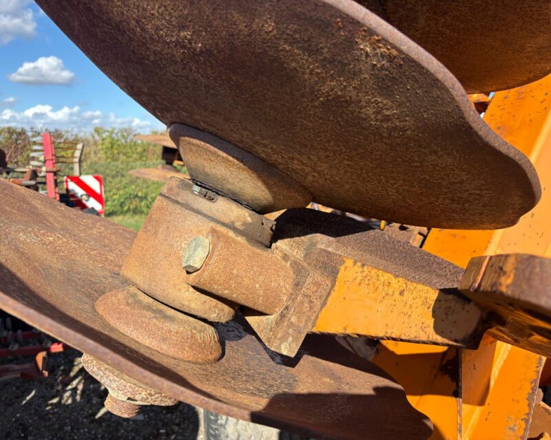 Simba Series 23C / 5.4m disc harrows