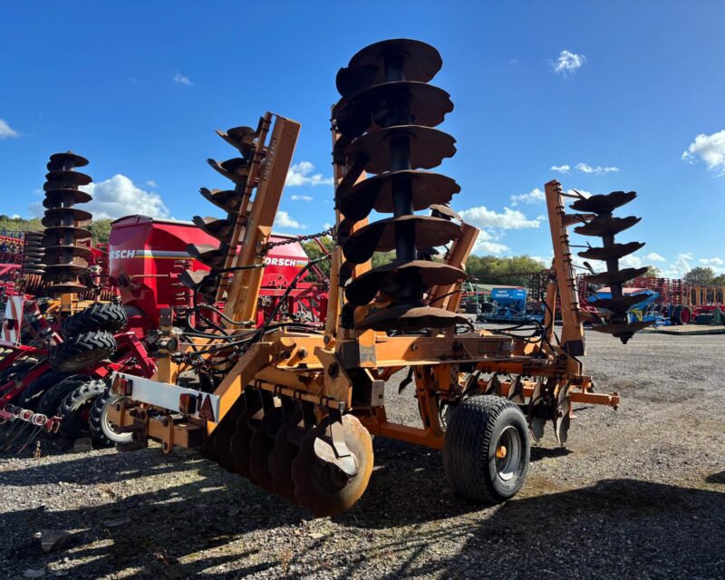 Simba Series 2B / 5.11m disc harrows