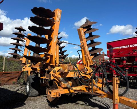 Simba Series 2B / 5.11m disc harrows