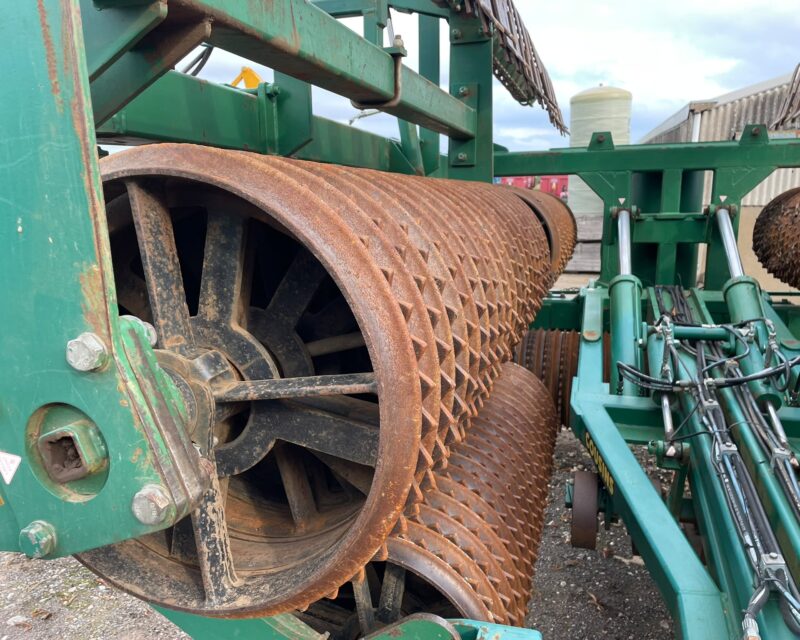 Cousins 12.4m Contour HD HZ rolls