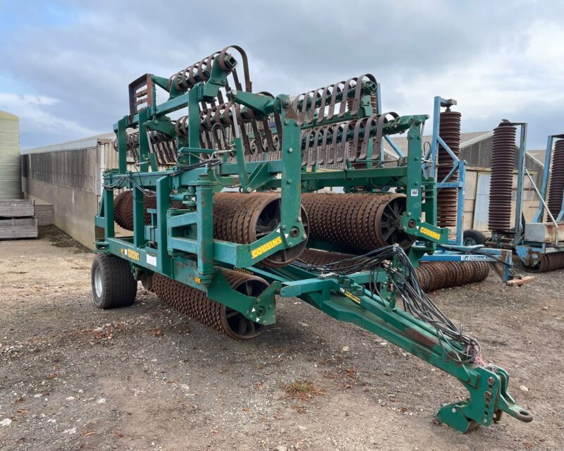 Cousins 12.4m Contour HD HZ rolls