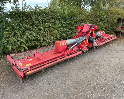Kverneland NG-H 101 F30 6m power harrow