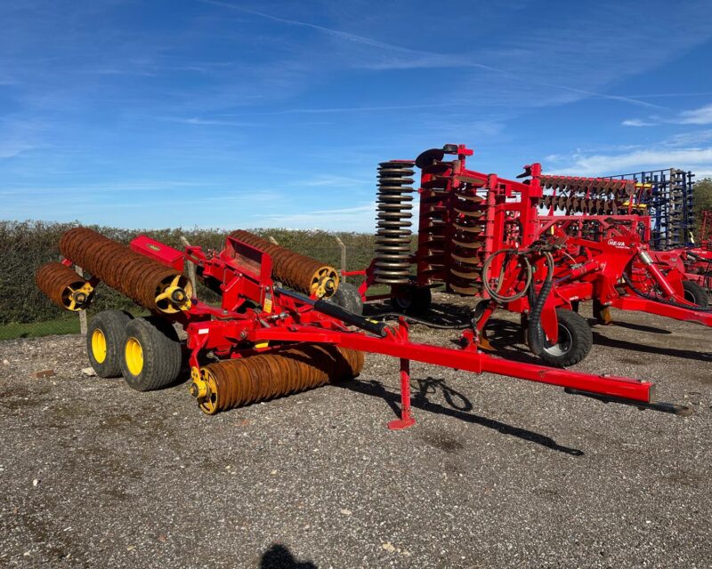 Vaderstad Rexius RS 820 Cambridge
