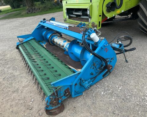 Shelbourne Reynolds 3.2m pick up header
