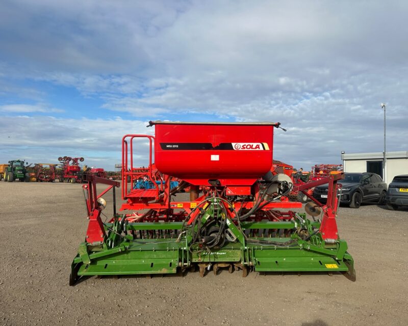 Amazone KE 4001 Super c/w KRM Sola tine drill