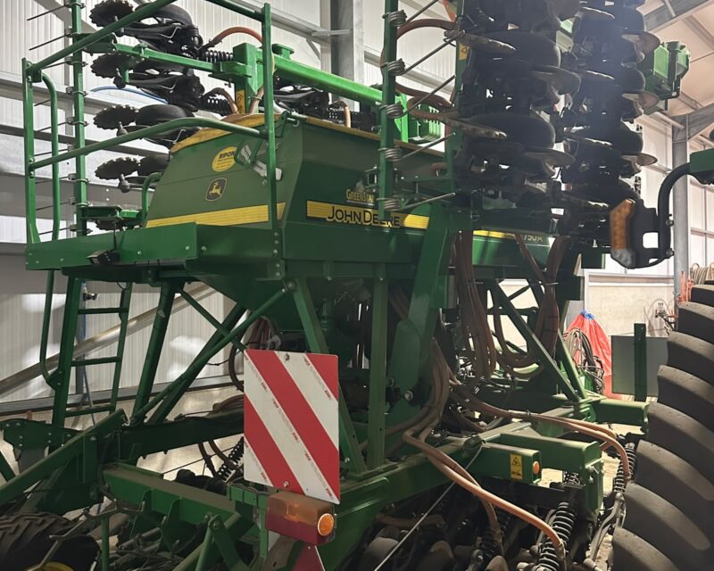 John Deere 750A