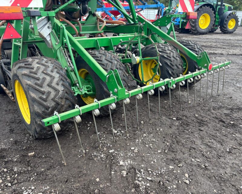 John Deere 750A