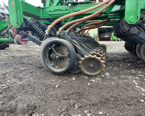 John Deere 750A