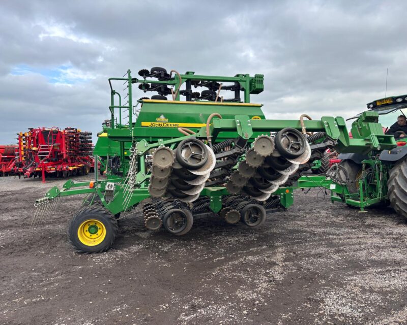 John Deere 750A