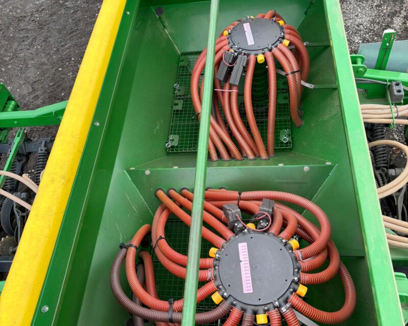 John Deere 750A