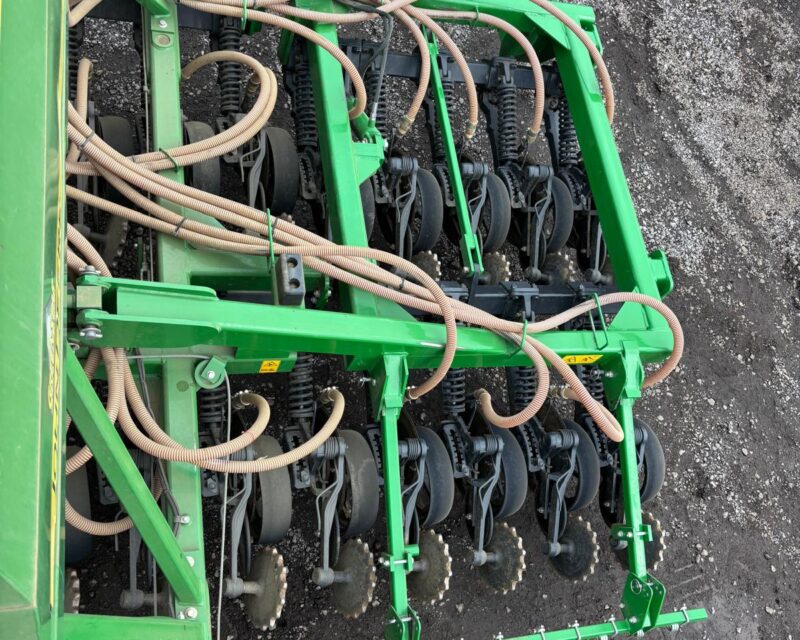 John Deere 750A