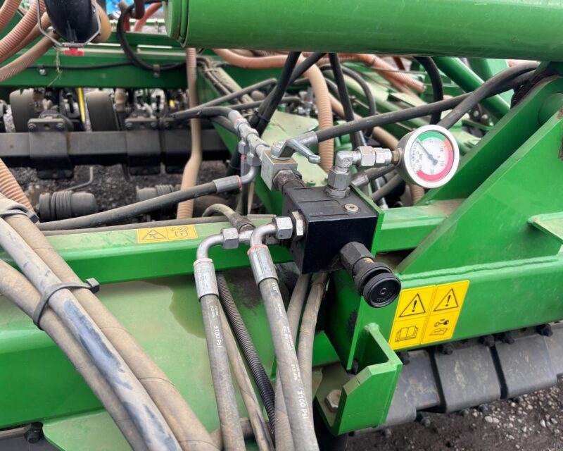 John Deere 750A