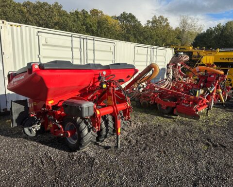 Kverneland NG-H 101 F30 / F-drill CB 4m combination