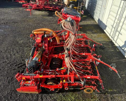 Kverneland NG-H 101 F30 / F-drill CB 4m combination