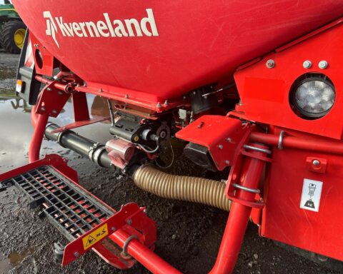 Kverneland NG-H 101 F30 / F-drill CB 4m combination
