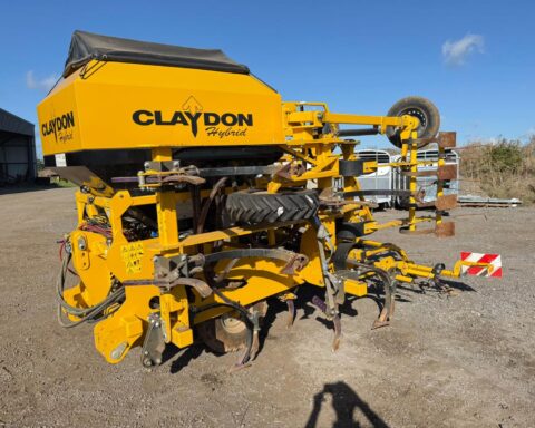 Claydon Hybrid 4m