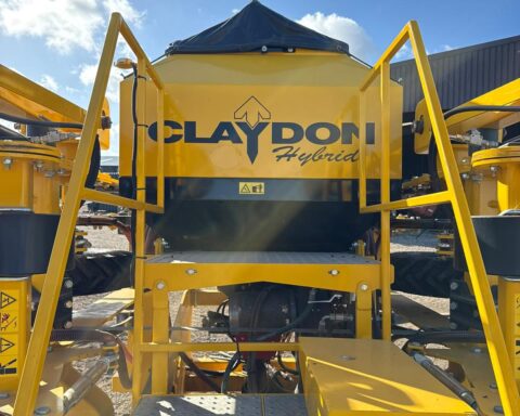 Claydon Hybrid 4m