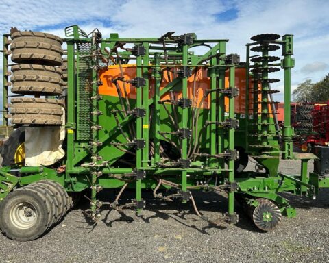 Amazone Cayena 6001