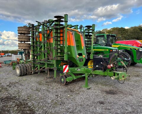 Amazone Cayena 6001