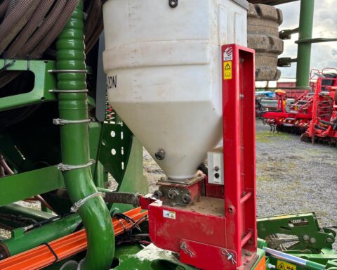 Amazone Cayena 6001