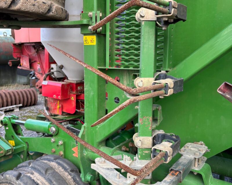 Amazone Cayena 6001