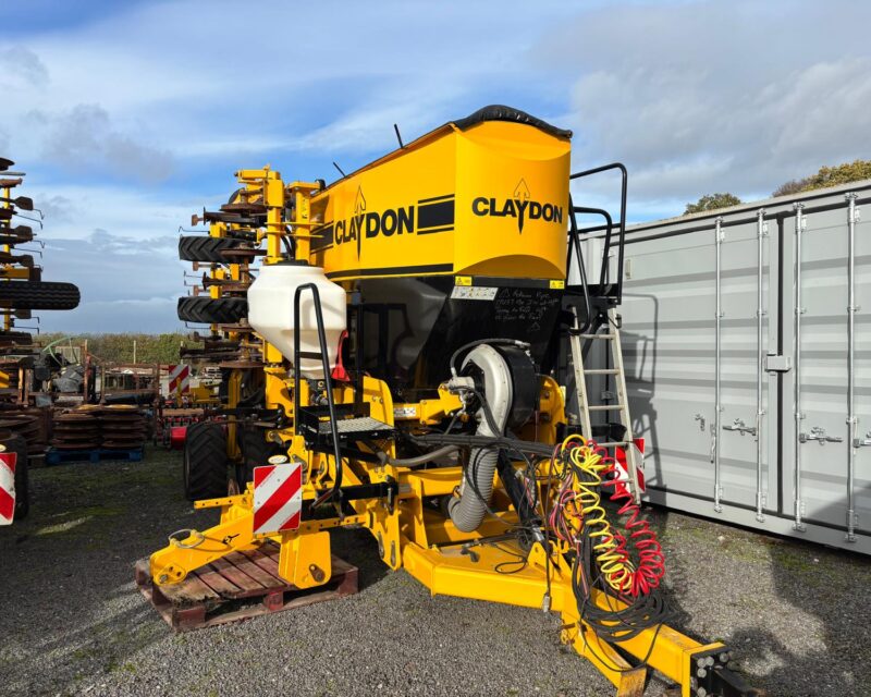 Claydon Trailed Hybrid 6m Grain & Fert