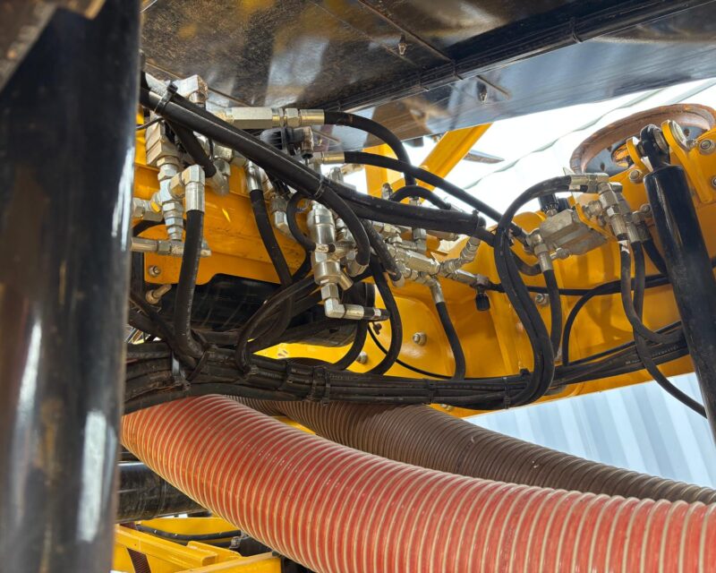 Claydon Trailed Hybrid 6m Grain & Fert
