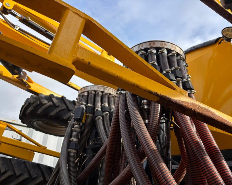 Claydon Trailed Hybrid 6m Grain & Fert