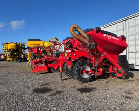 Kverneland NG-H 101 F30 / F-drill CB 4m combination