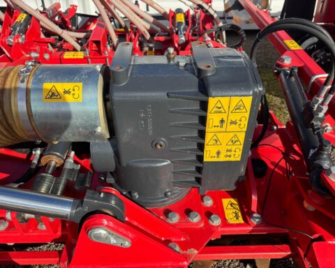Kverneland NG-H 101 F30 / F-drill CB 4m combination
