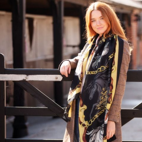 Liquorish & Gold Hold Your Horses Wool/Silk