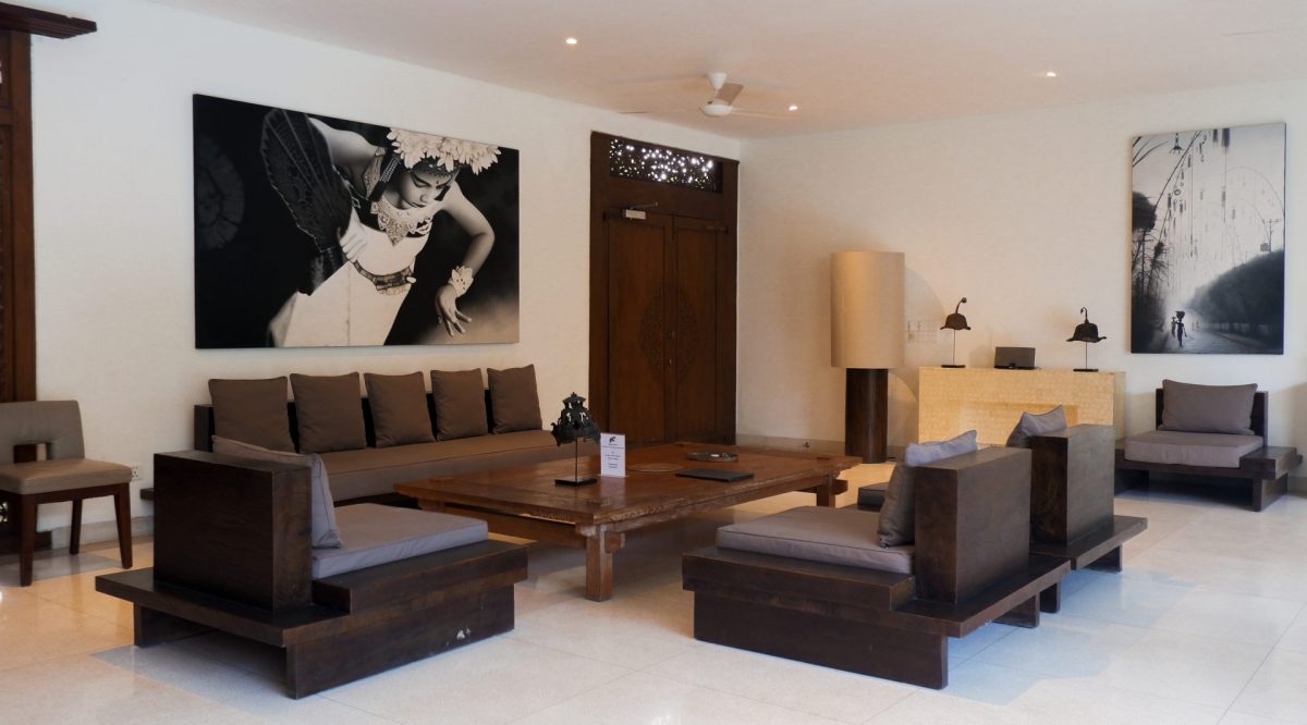 NYAMAN VILLA BALI - CLEAR WATER ORIGINALS