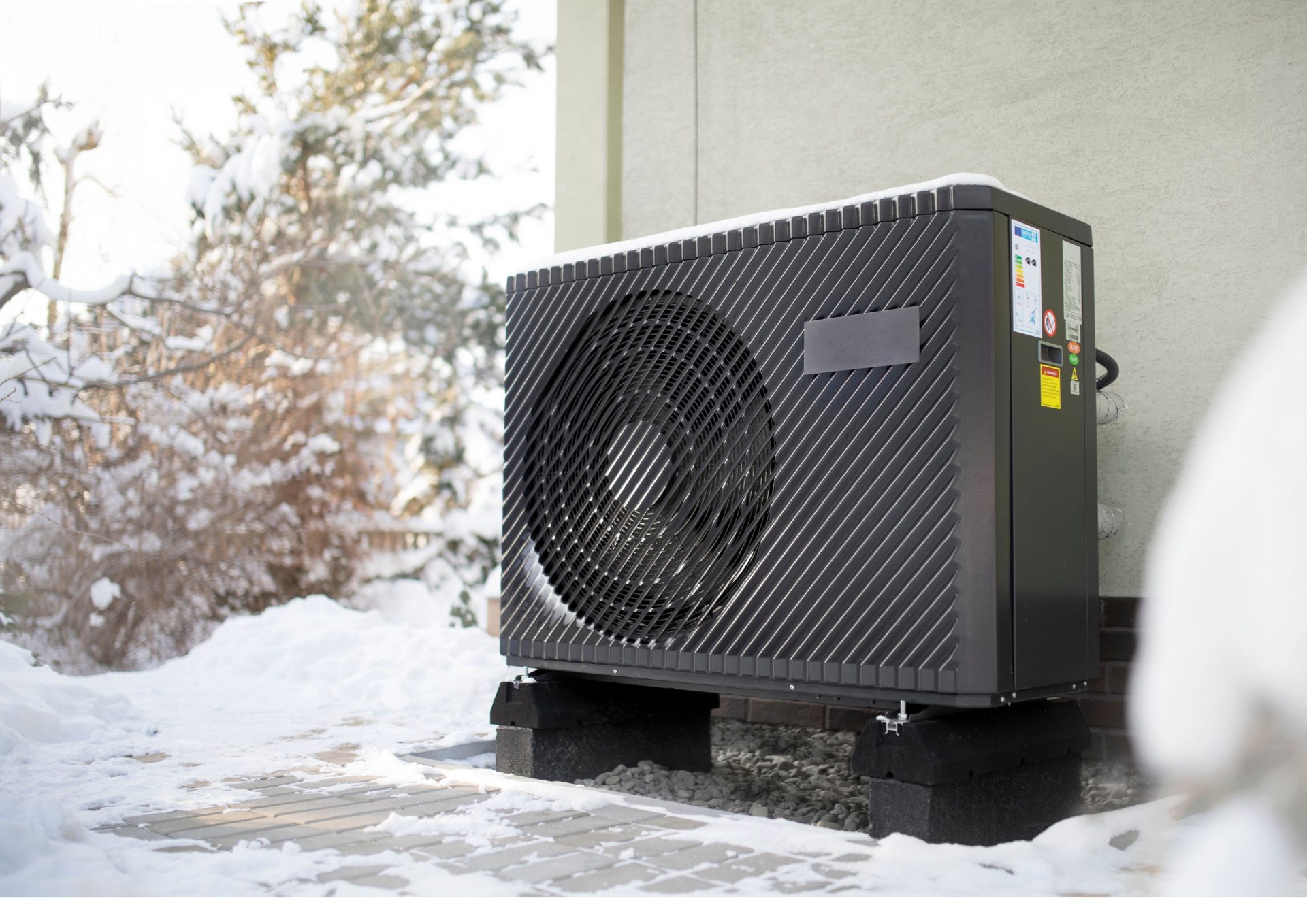 A Practical Guide to Energy-Efficient Heating with Iconic Air Source Heat Pumps