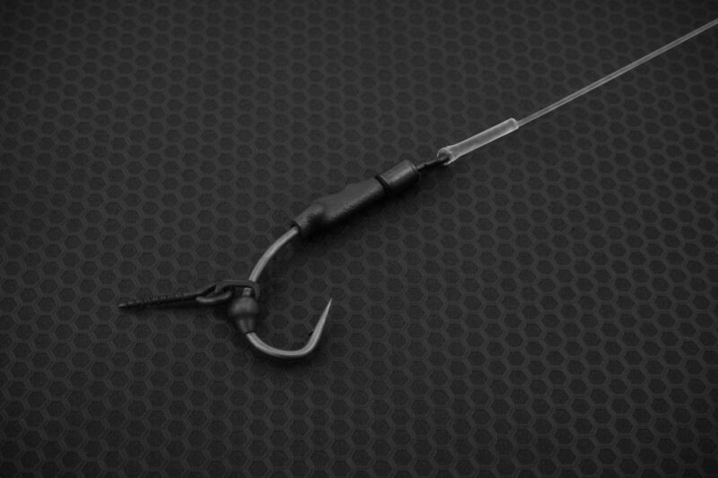 Close Up Shot - Tidy Rig - Turbo German - 8 Micro Barbed - RESIST BEAD with BAIT SCREW